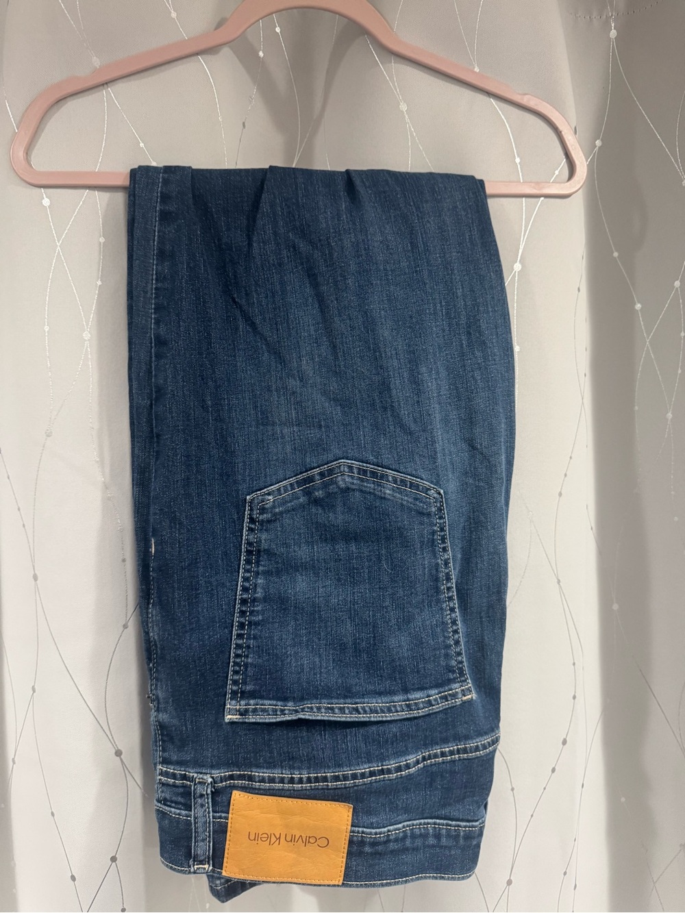 Calvin Klein men’s 36x32 dark blue jeans